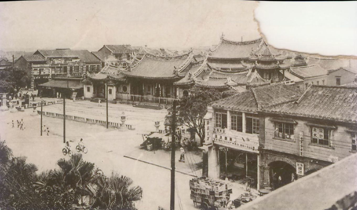 1920年代艋舺龍山寺與前廟埕廣場