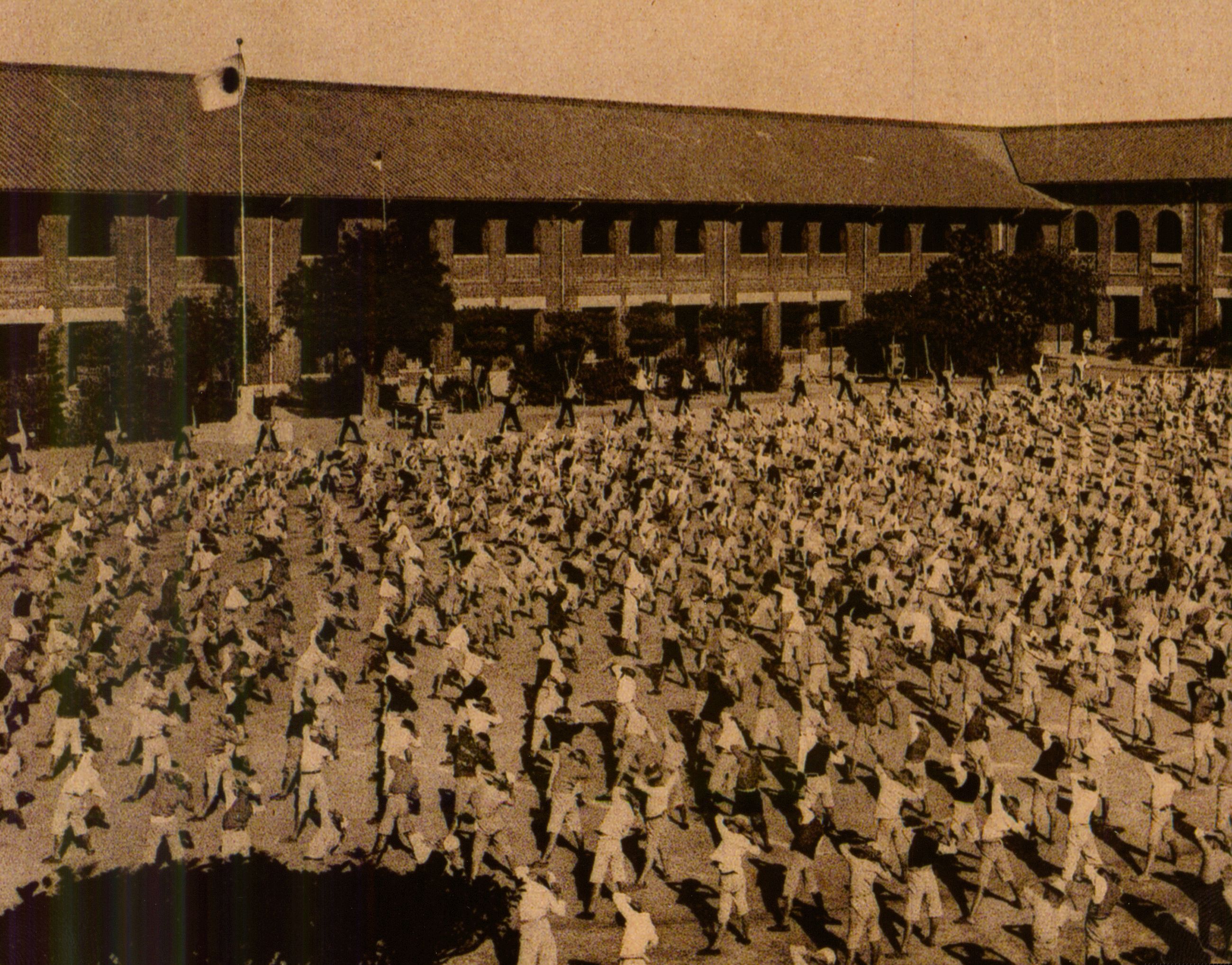 1930年代大稻埕日新公學校朝會體操
